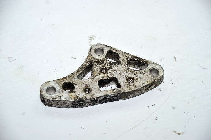 UNO ÇIKMA YEDEK PARÇA FİAT ÇIKMA YEDEK PARÇA   (137)LİNEA KULAK